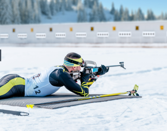 perlengkapan-wajib-atlet-biathlon-untuk-performa-maks