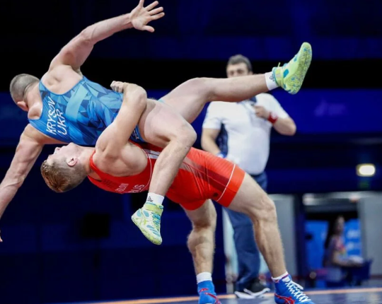 peran-mental-baja-dalam-pertandingan-wrestling-kompetitif