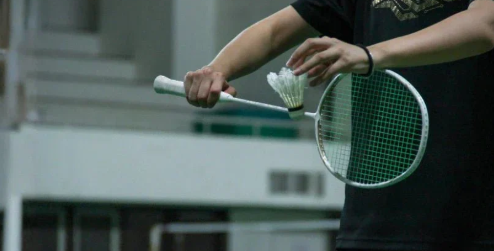 Strategi Servis Efektif untuk Memenangkan Poin