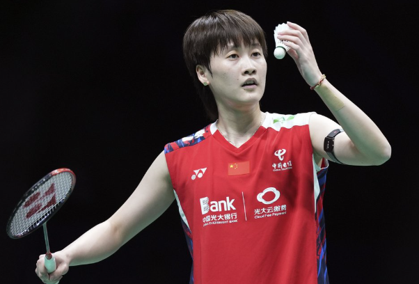 Teknik Servis Pendek Mematikan di Badminton Ganda